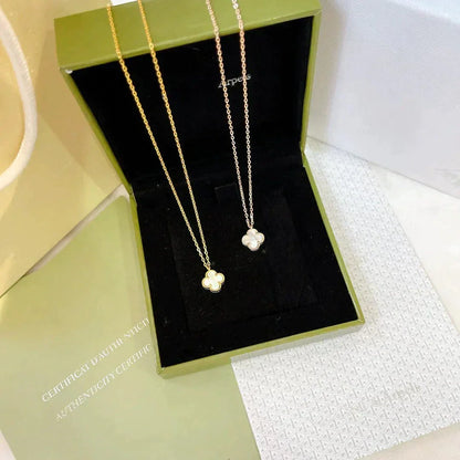 [Plus&Max]CLOVER MINI 9.5MM WHITE MOTHER-OF-PEARL NECKLACE
