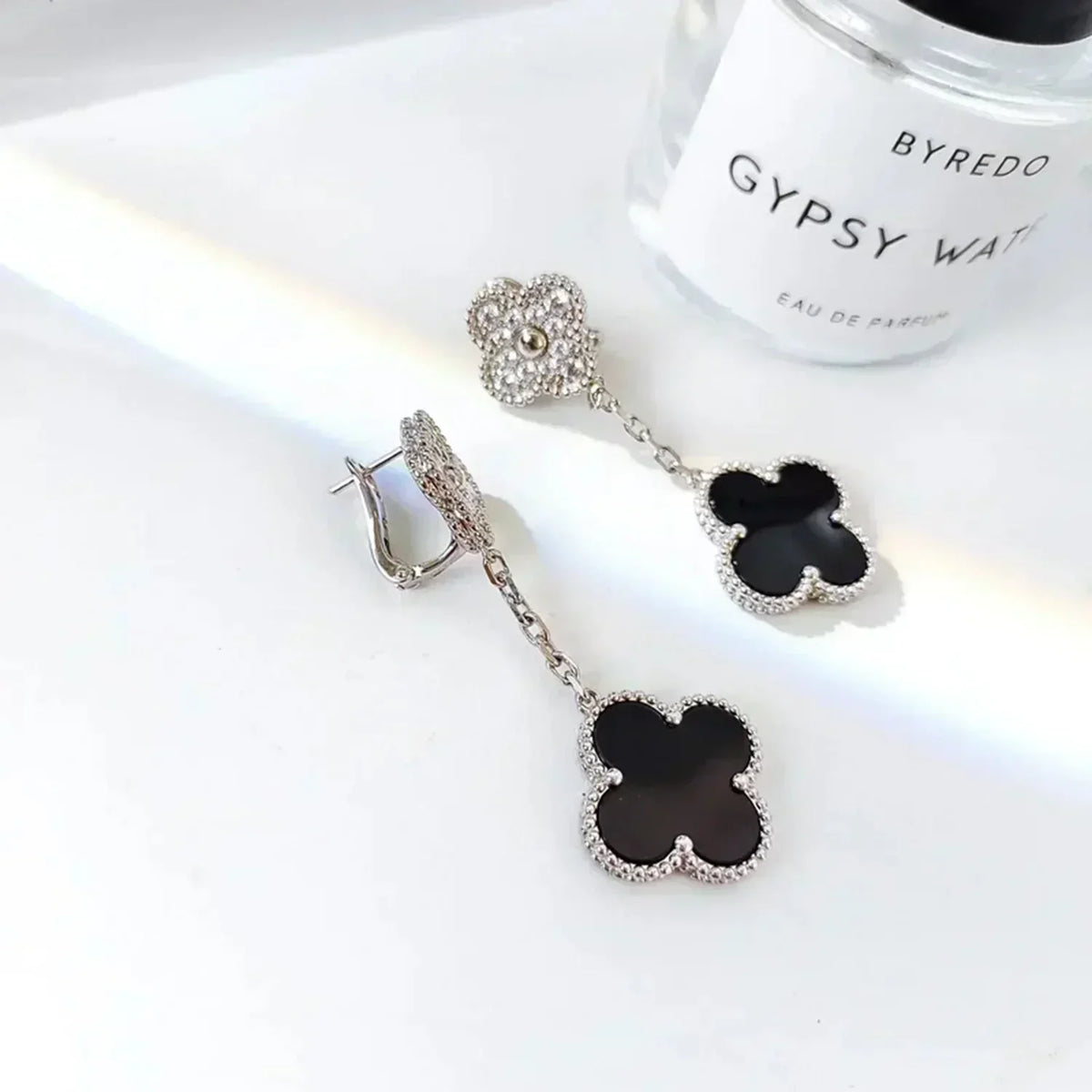 [Plus&Max]CLOVER 2 MOTIFS  DIAMOND ONYX EARRINGS SILVER