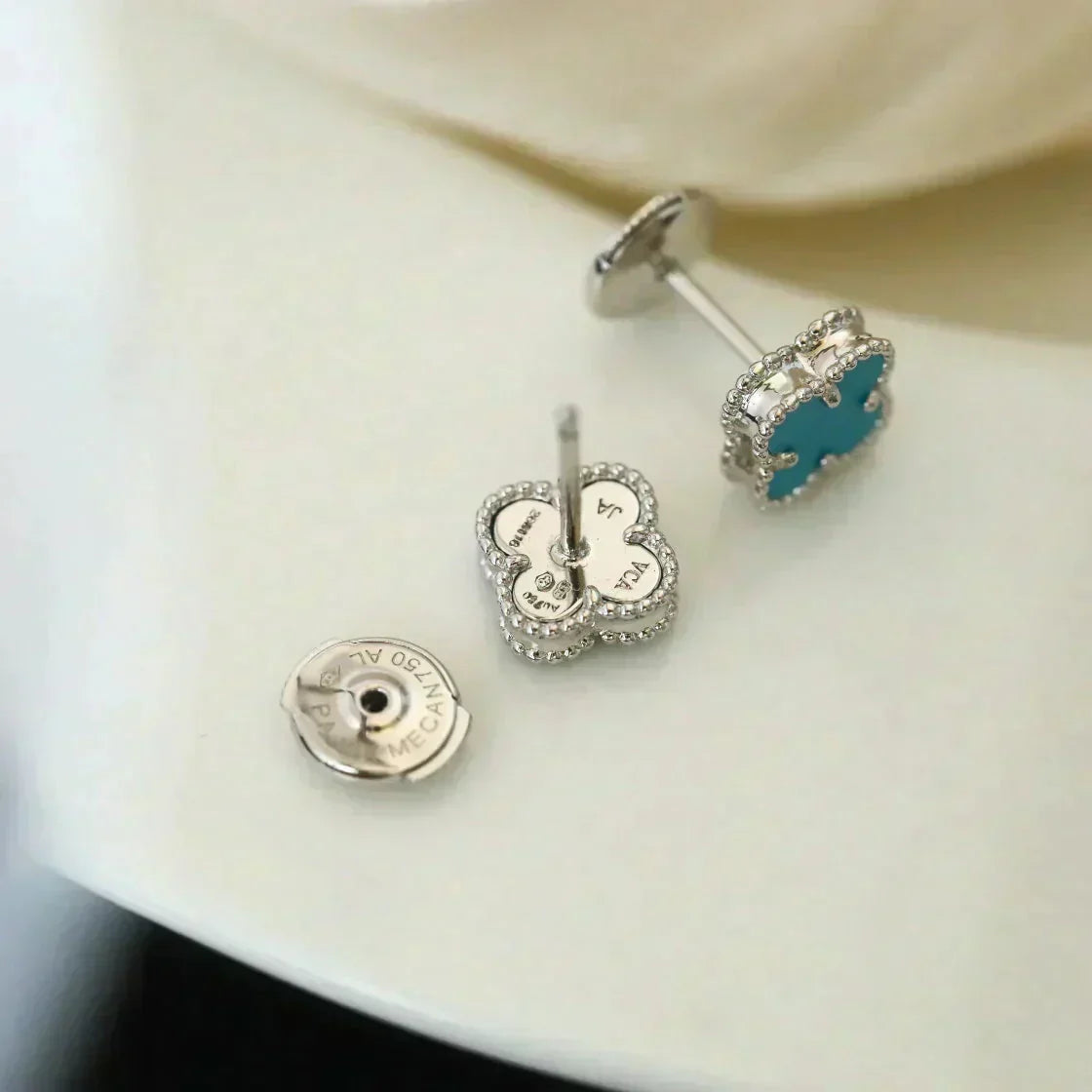 [Plus&Max]CLOVER MINI 9.5MM ONYX STUD EARRINGS SILVER
