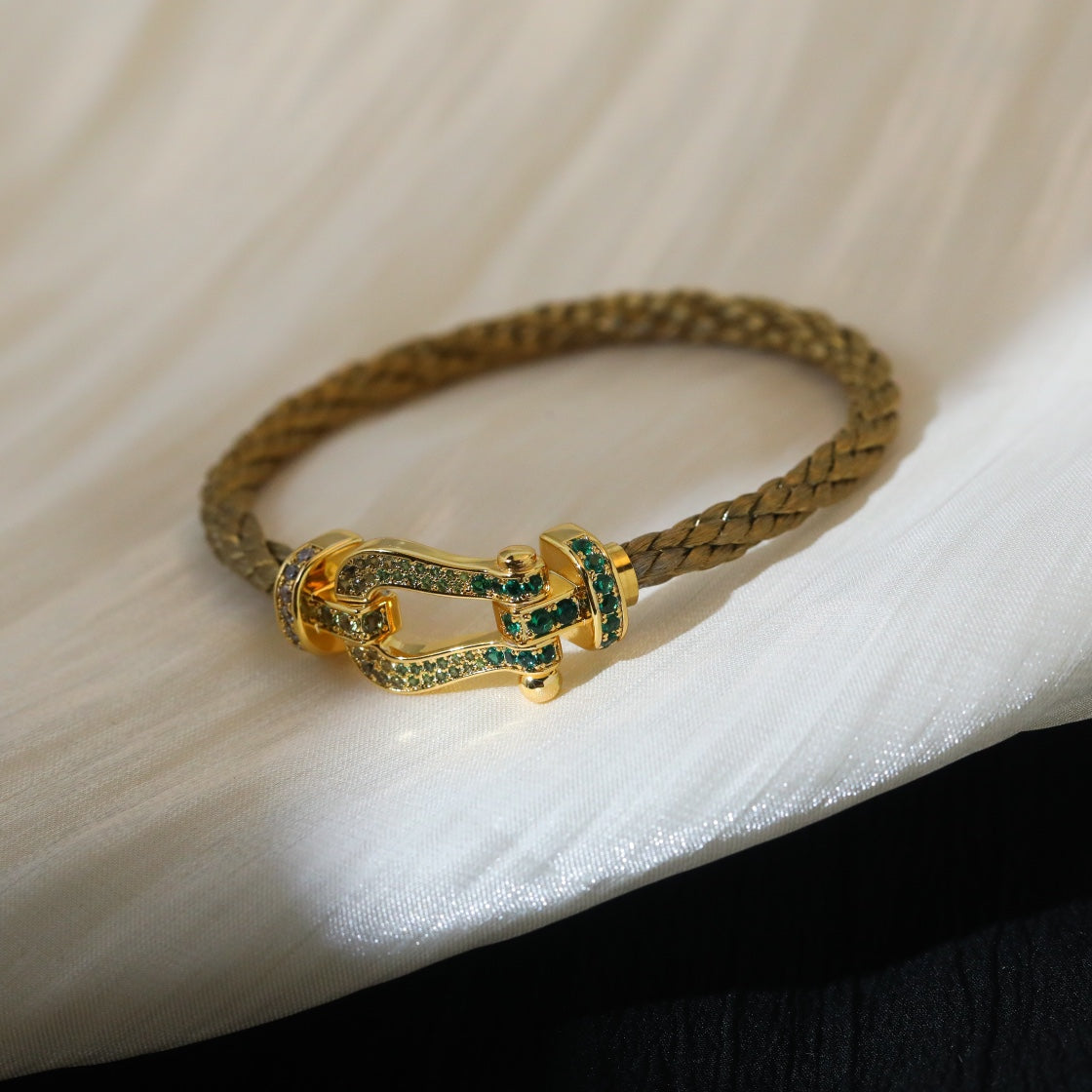 [Plus&Max]FORCE 10 GOLD GREEN DIAMOND PAVED