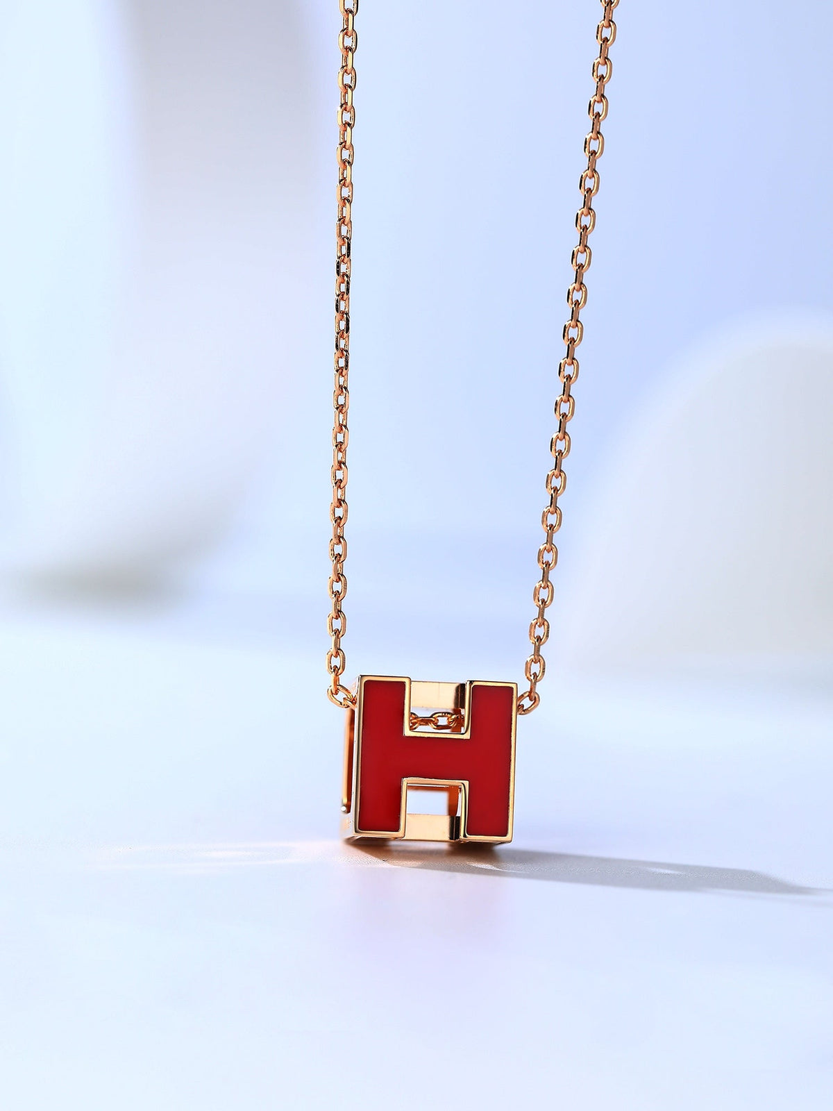[Plus&Max]H CAGE PINK GOLD NECKLACE
