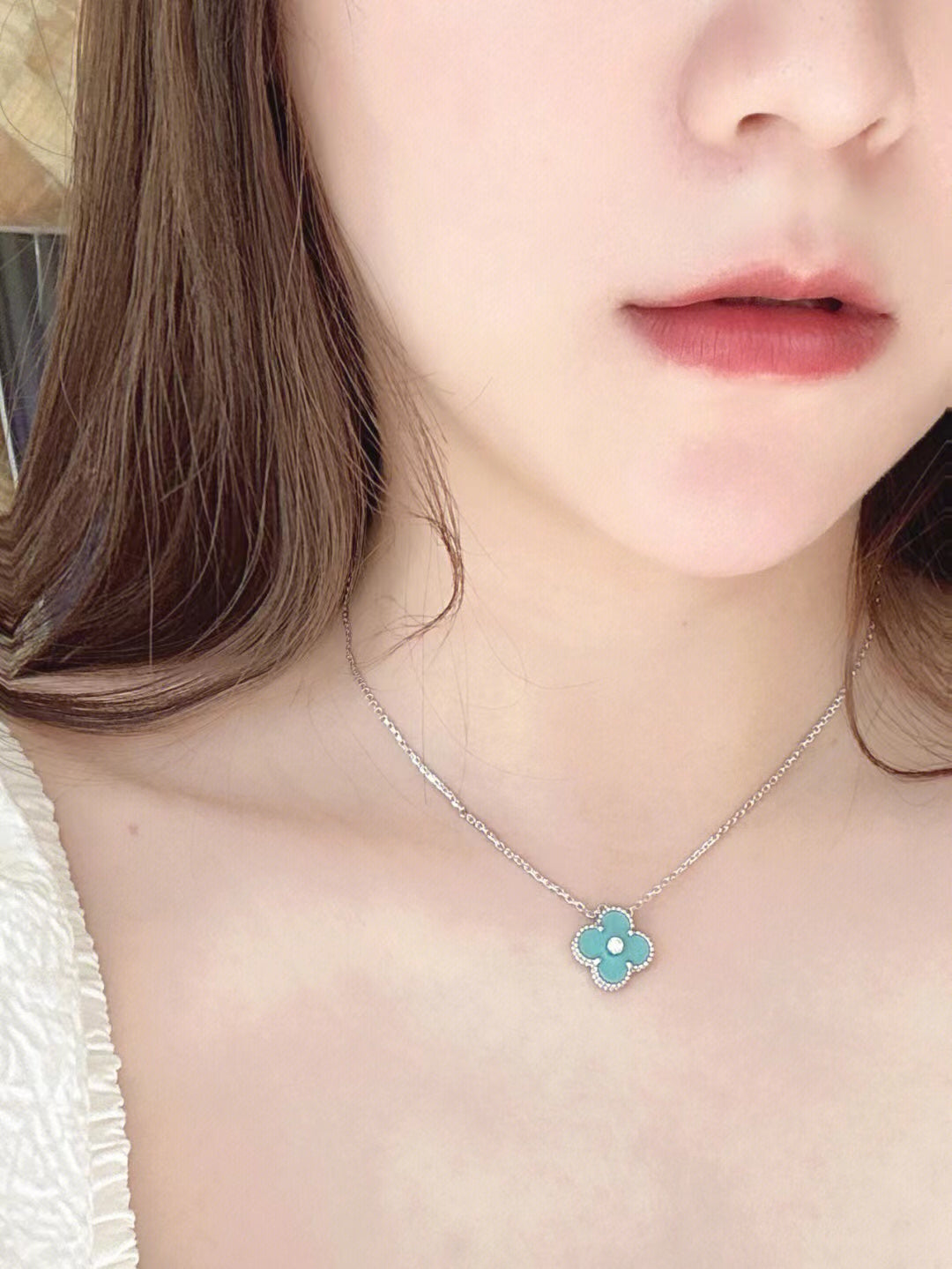 [Plus&Max]CLOVER 1 DIAMOND LIGHT BLUE SILVER NECKLACE