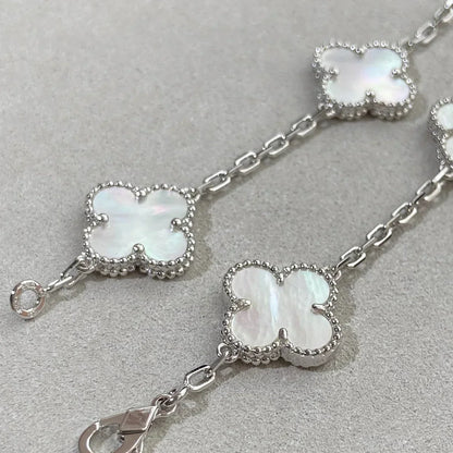 [Plus&Max]LUCKY CLOVER 5-MOTIF BRACELET - WHITE MOTHER-OF-PEARL COLLECTION