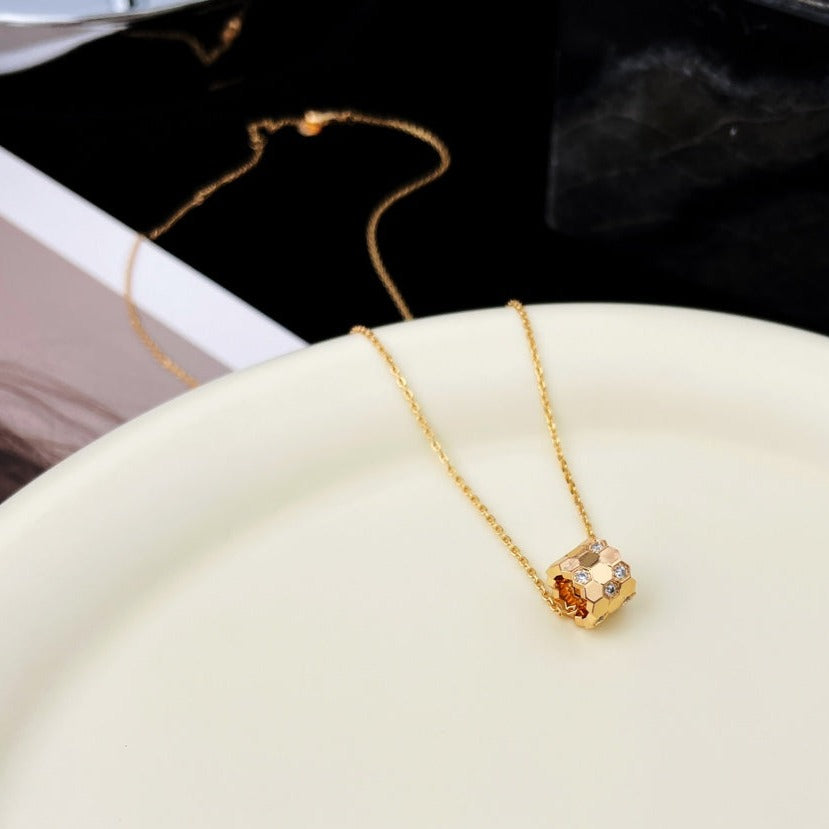 [Plus&Max]BEE MINI PEDANT DIAMOND NECKLACE