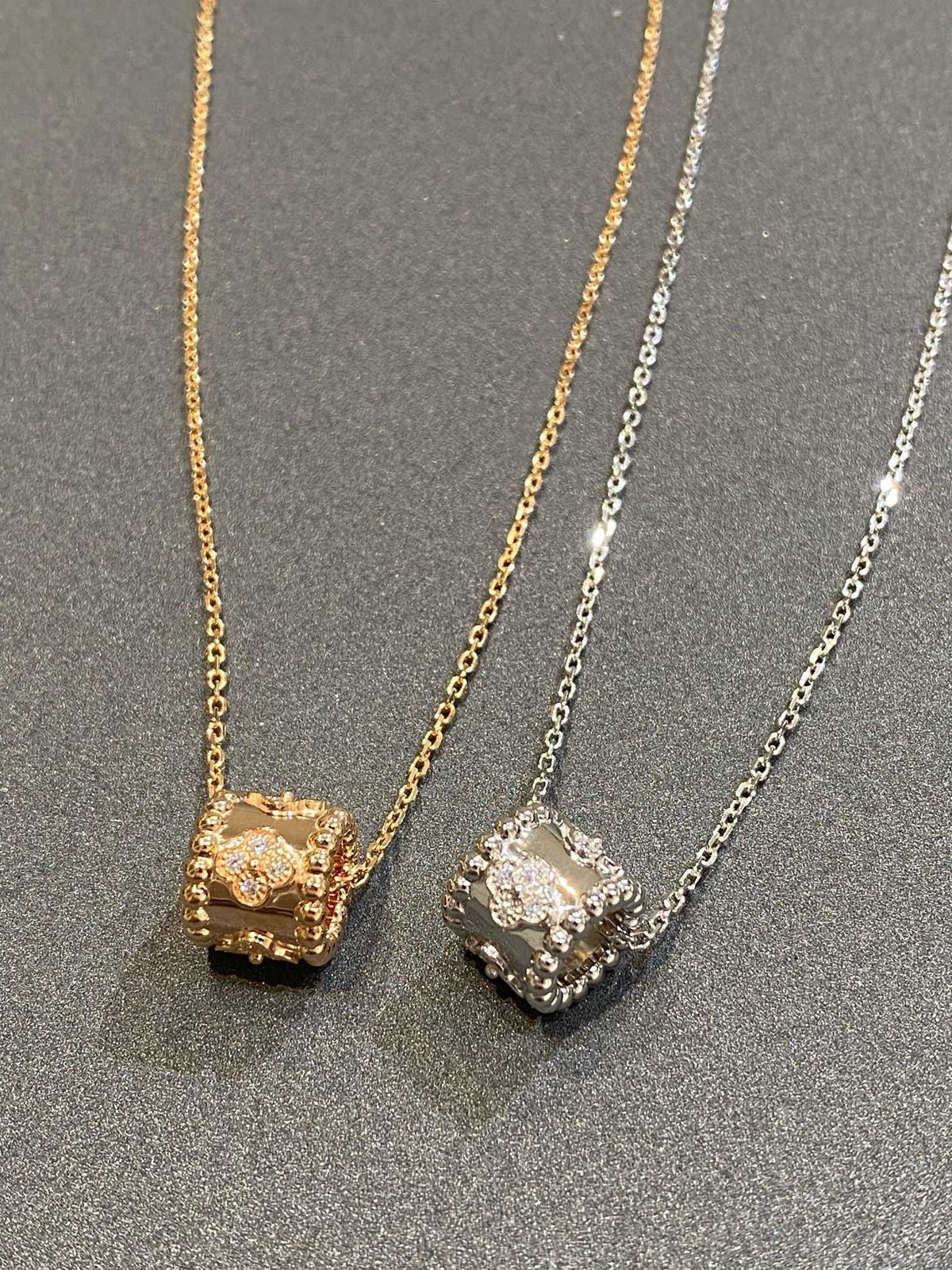 [Plus&Max]PERLEE PEDANT SIVLER DIAMOND NECKLACE