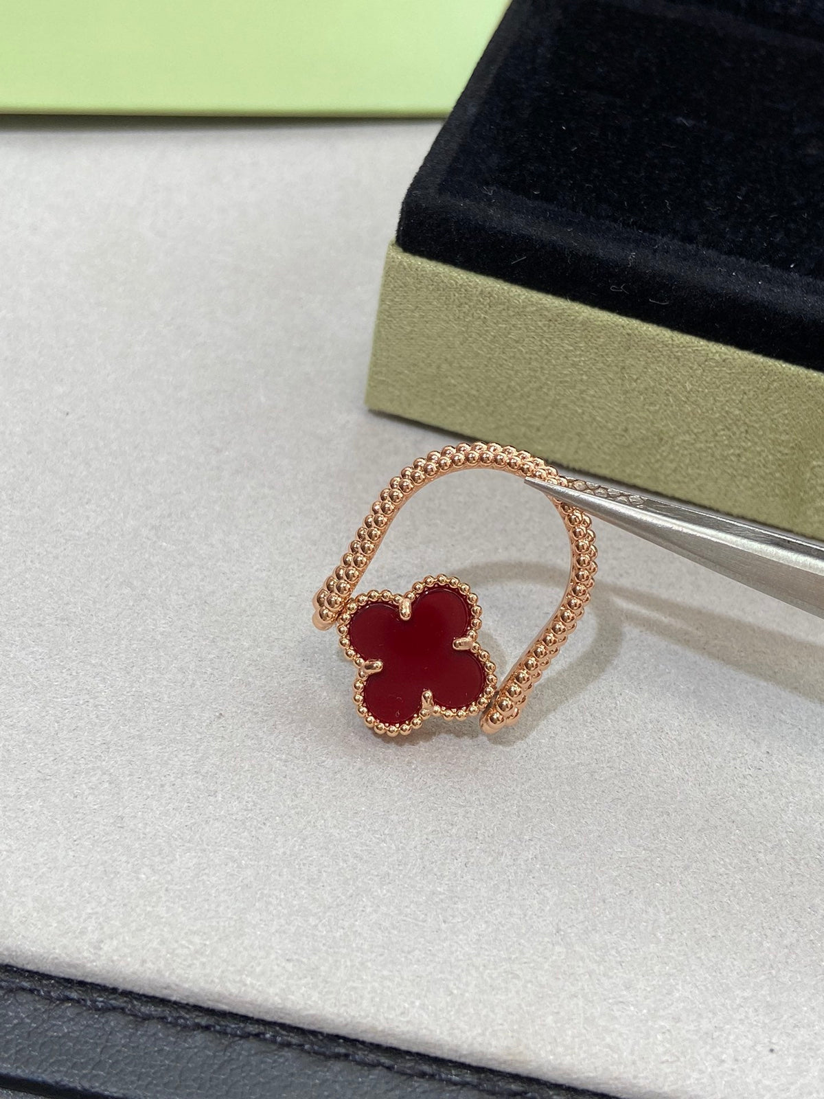 [Plus&Max]CLOVER RIVERSIBLE ROSE GOLD RING