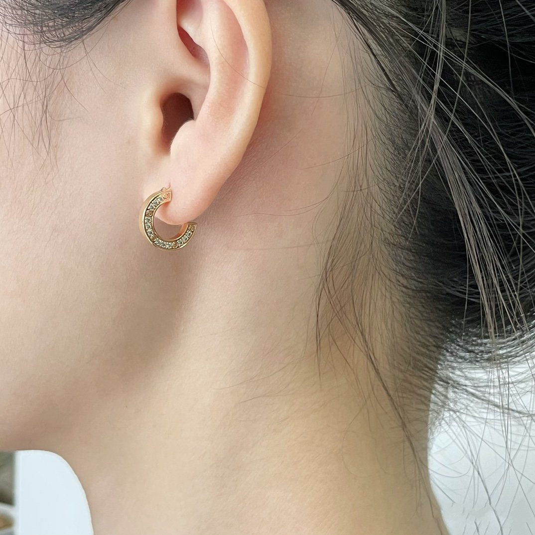 [Plus&Max]LOVE DIAMOND EARRINGS