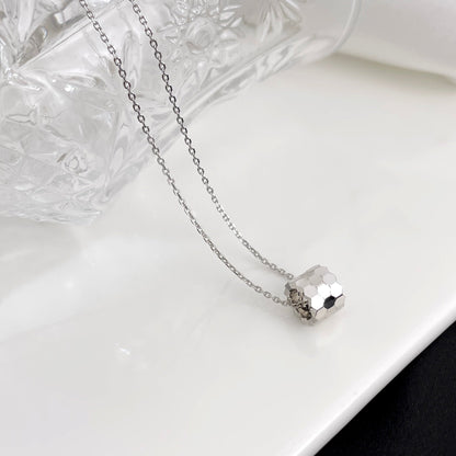 [Plus&Max]BEE MINI NECKLACE
