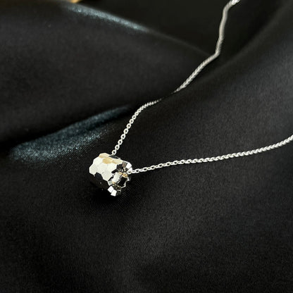 [Plus&Max]BEE MINI NECKLACE