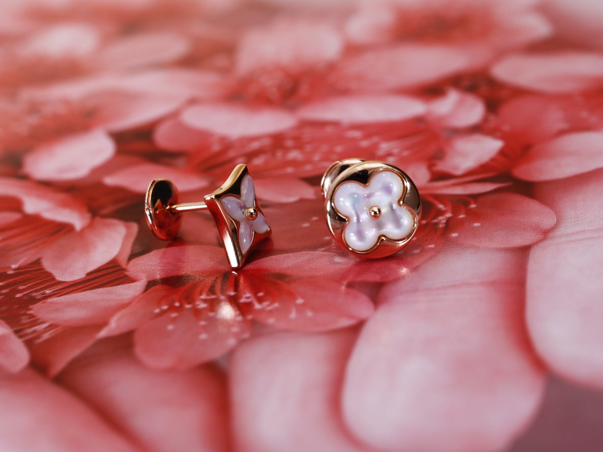 [Plus&Max]STAR AND SUN PINK GOLD MOP STUD EARRINGS