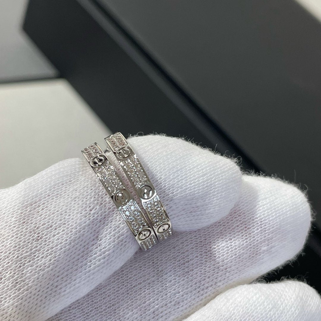 [Plus&Max]LOVE DIAMOND SILVER HOOP EARRINGS