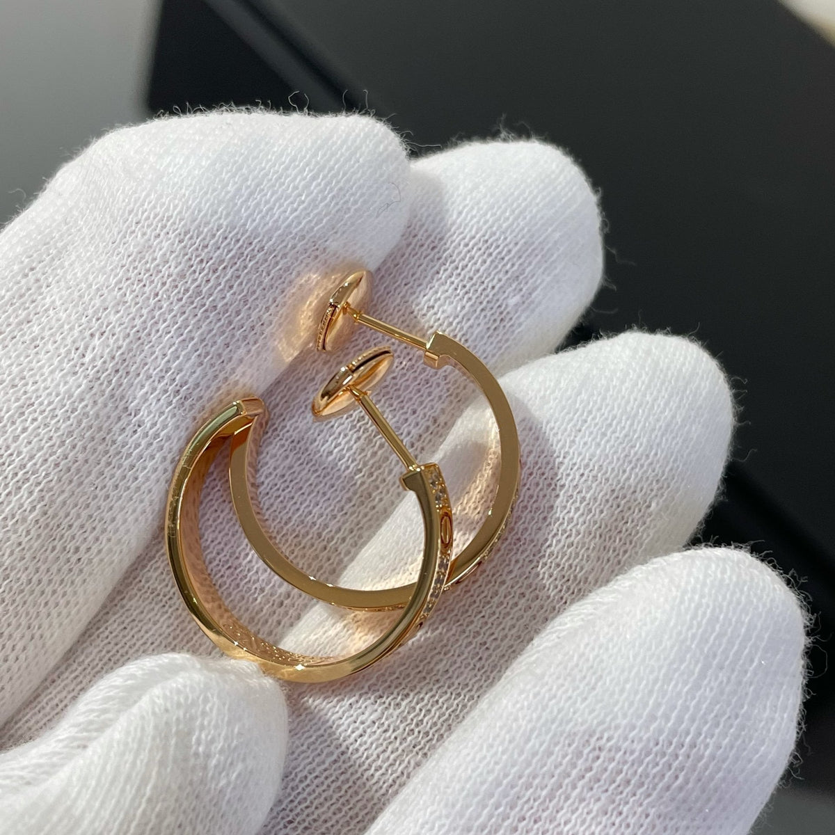 [Plus&Max]LOVE DIAMOND PINK GOLD HOOP EARRINGS