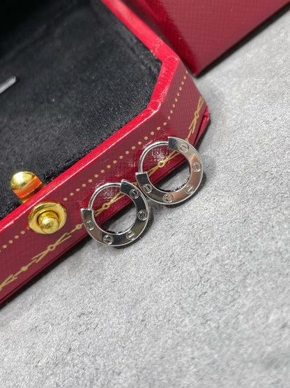 [Plus&Max]LOVE MINI EARRINGS