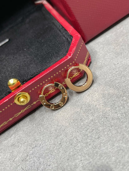 [Plus&Max]LOVE MINI EARRINGS