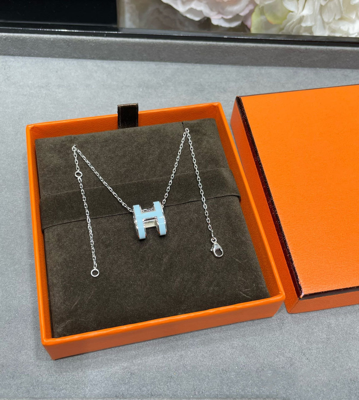 [Plus&Max]POP H SKY BLUE NECKLACE