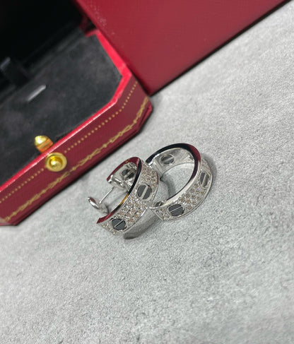 [Plus&Max]LOVE CERAMIC DIAMOND PAVED SILVER EARRINGS