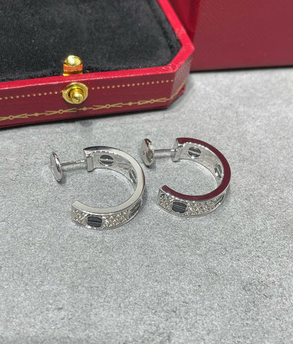 [Plus&Max]LOVE CERAMIC DIAMOND PAVED SILVER EARRINGS