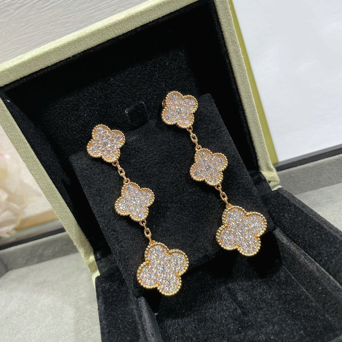 [Plus&Max]CLOVER 3 MOTIFS DIAMOND PAVED ROSE GOLD EARRINGS