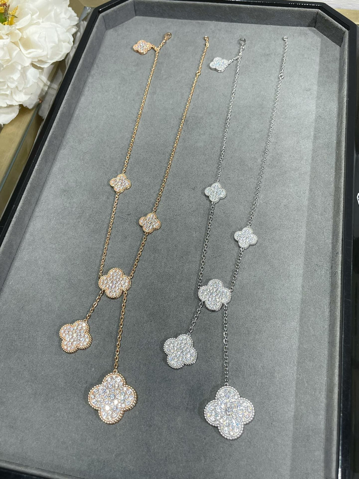 [Plus&Max]CLOVER 6 MOTIF DIAMOND PAVED NECKLACE
