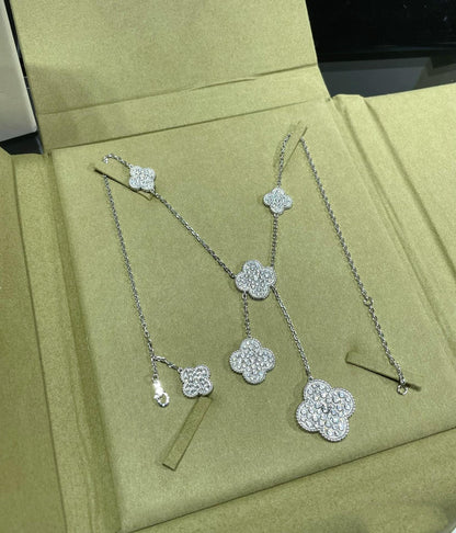 [Plus&Max]CLOVER 6 MOTIF DIAMOND PAVED NECKLACE