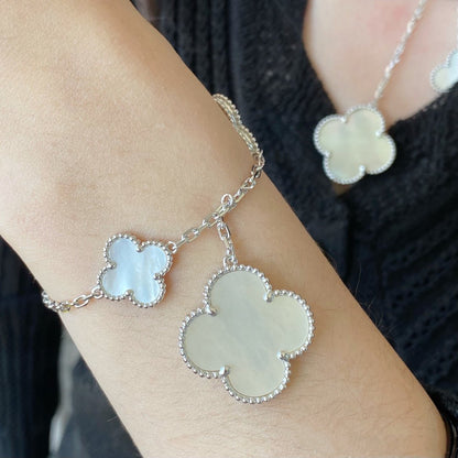 [Plus&Max]CLOVER 5 MOTIF WHITE MOP SILVER BRACELET