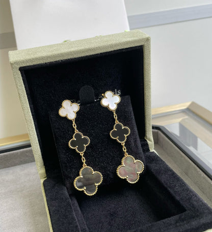 [Plus&Max]CLOVER 3 MOTIF MOP ONYX DARK MOP PINK GOLD EARRINGS