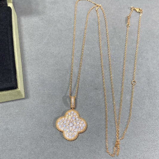 [Plus&Max]CLOVER 25MM LARGE PEDANT DIAMOND PAVED LONG NECKLACE