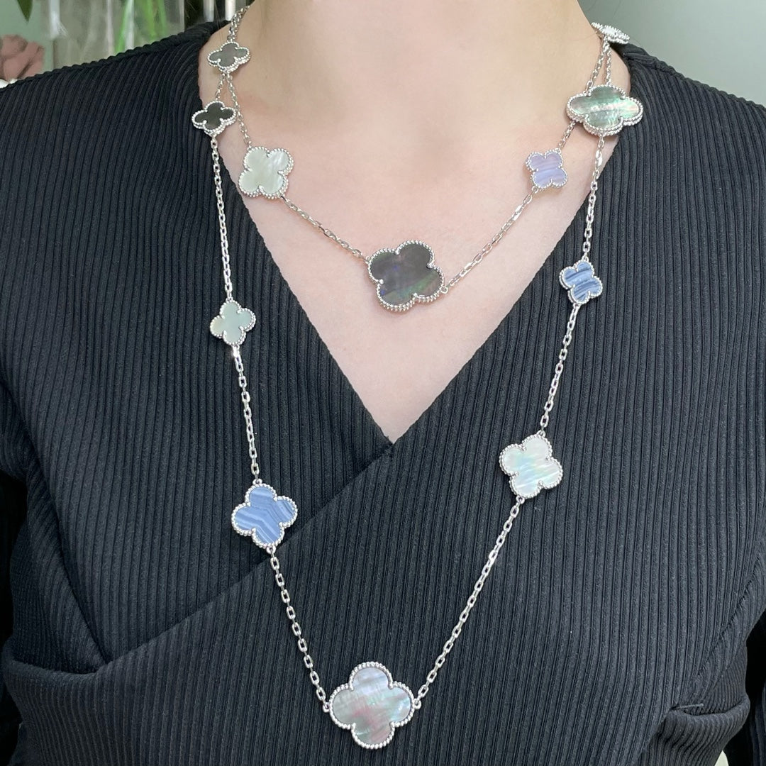 [Plus&Max]CLOVER 16 MOTIF CHALCEDONY MOP SILVER NECKLACE