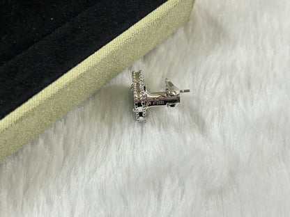 [Plus&Max]CLOVER PIETERSITE MEDIUM STUD EARRINGS