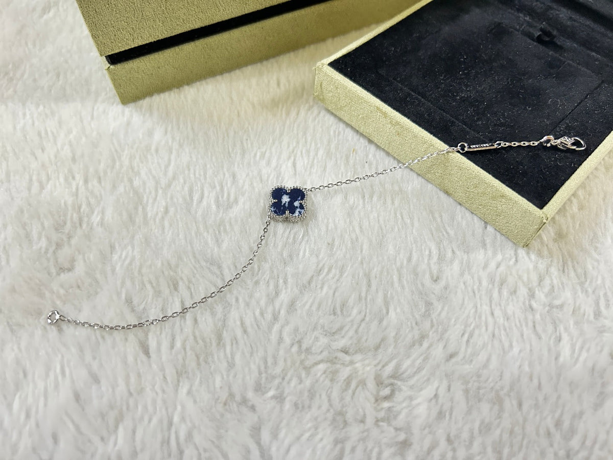 [Plus&Max]CLOVER 1 MOTIF PIETERSITE BRACELET