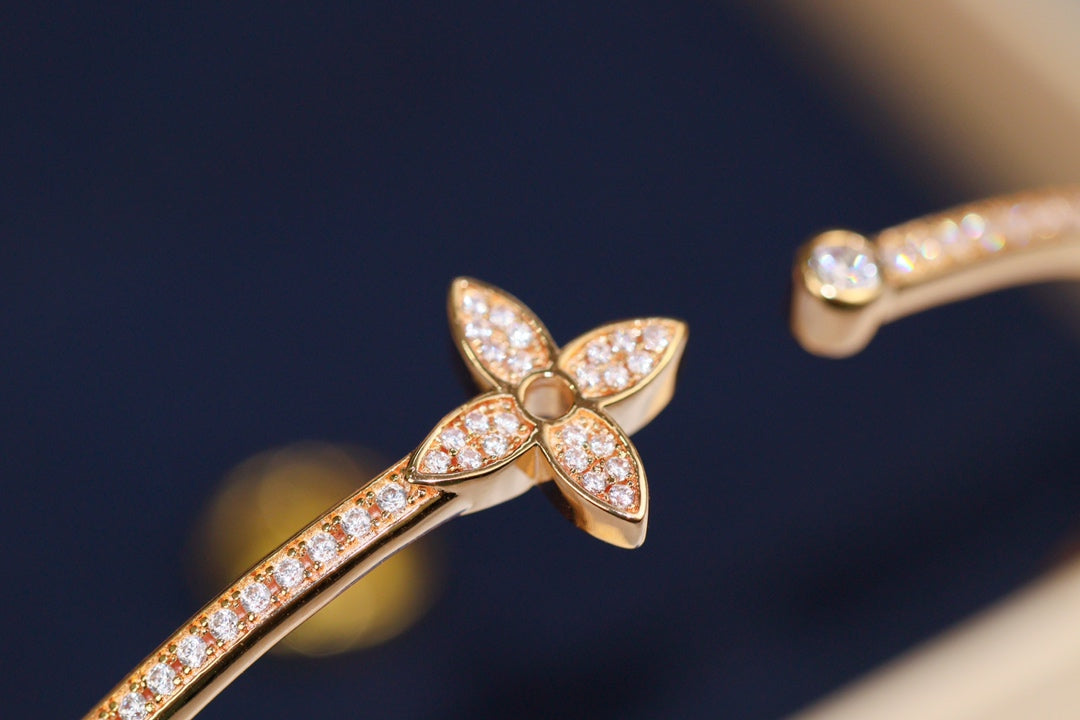 [Plus&Max]IDYLLE PINK GOLD OPEN BRACELET DIAMOND PAVED
