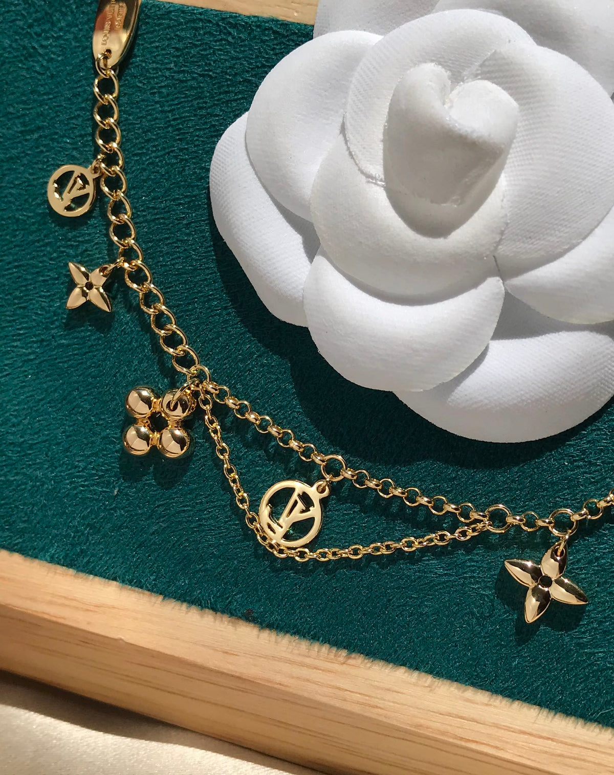 [Plus&Max]BLOOMING PINK GOLD MOP BRACELET