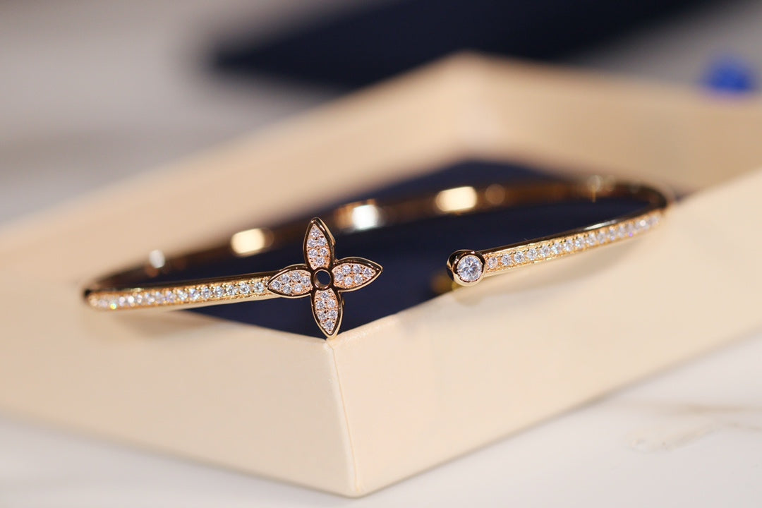 [Plus&Max]IDYLLE GOLD OPEN BRACELET DIAMOND PAVED