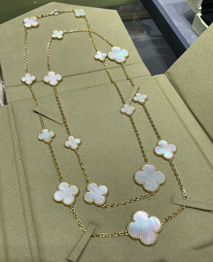 [Plus&Max]CLOVER 16 MOTIF WHITE MOP GOLD NECKLACE