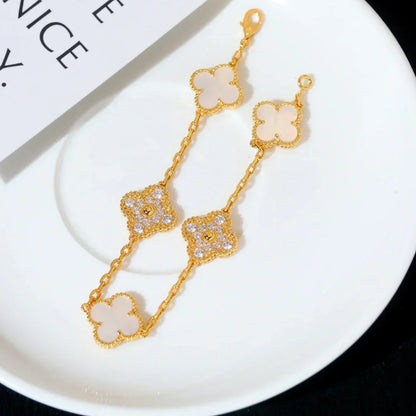 [Plus&Max]LUCKY CLOVER 5-MOTIF BRACELET - WHITE MOTHER-OF-PEARL COLLECTION