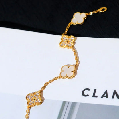 [Plus&Max]LUCKY CLOVER 5-MOTIF BRACELET - WHITE MOTHER-OF-PEARL COLLECTION