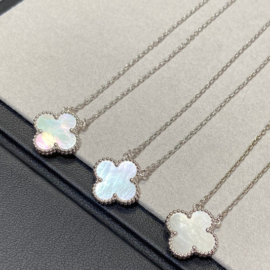 [Plus&Max]CLOVER MEDIUM SILVER WHITE MOP NECKLACE