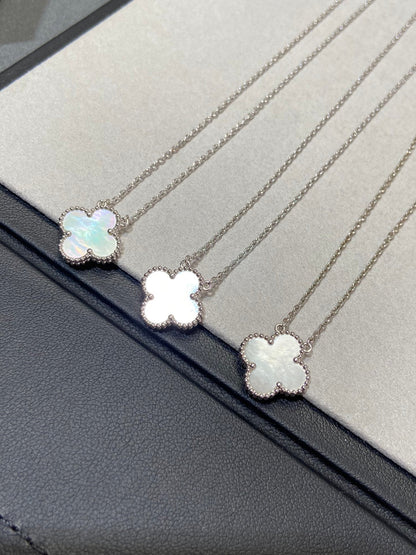 [Plus&Max]CLOVER MEDIUM SILVER WHITE MOP NECKLACE