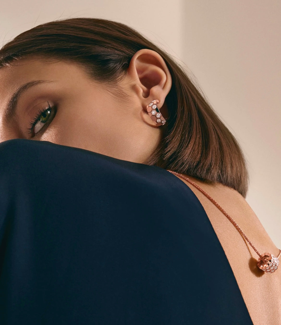 [Plus&Max]BEE LOVE DIAMOND HOOP EARRINGS