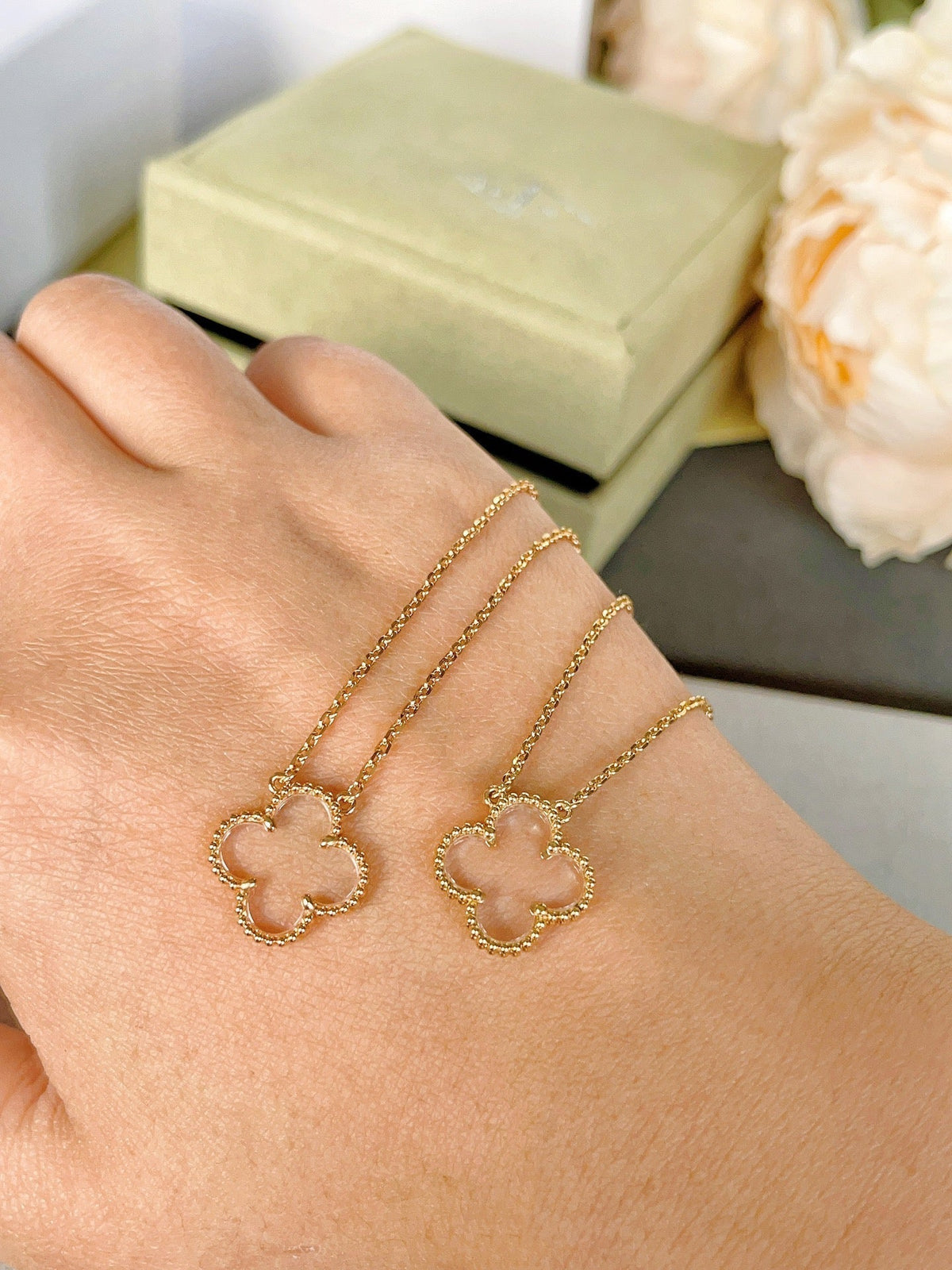 [Plus&Max]CLOVER ROCK CRYSTAL ROSE GOLD NECKLACE