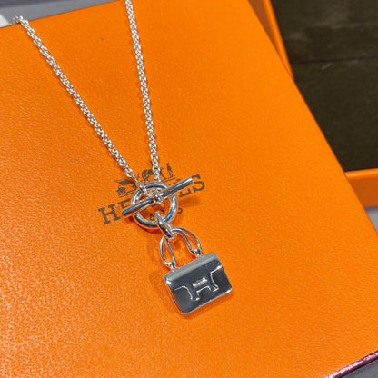 [Plus&Max]CONSTANCE PEDANT SILVER NECKLACE