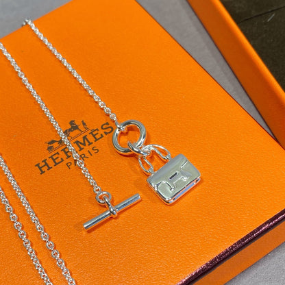 [Plus&Max]CONSTANCE PEDANT SILVER NECKLACE