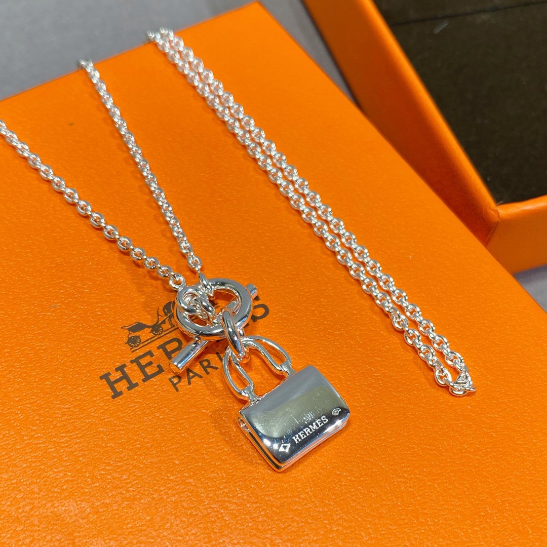 [Plus&Max]CONSTANCE PEDANT SILVER NECKLACE