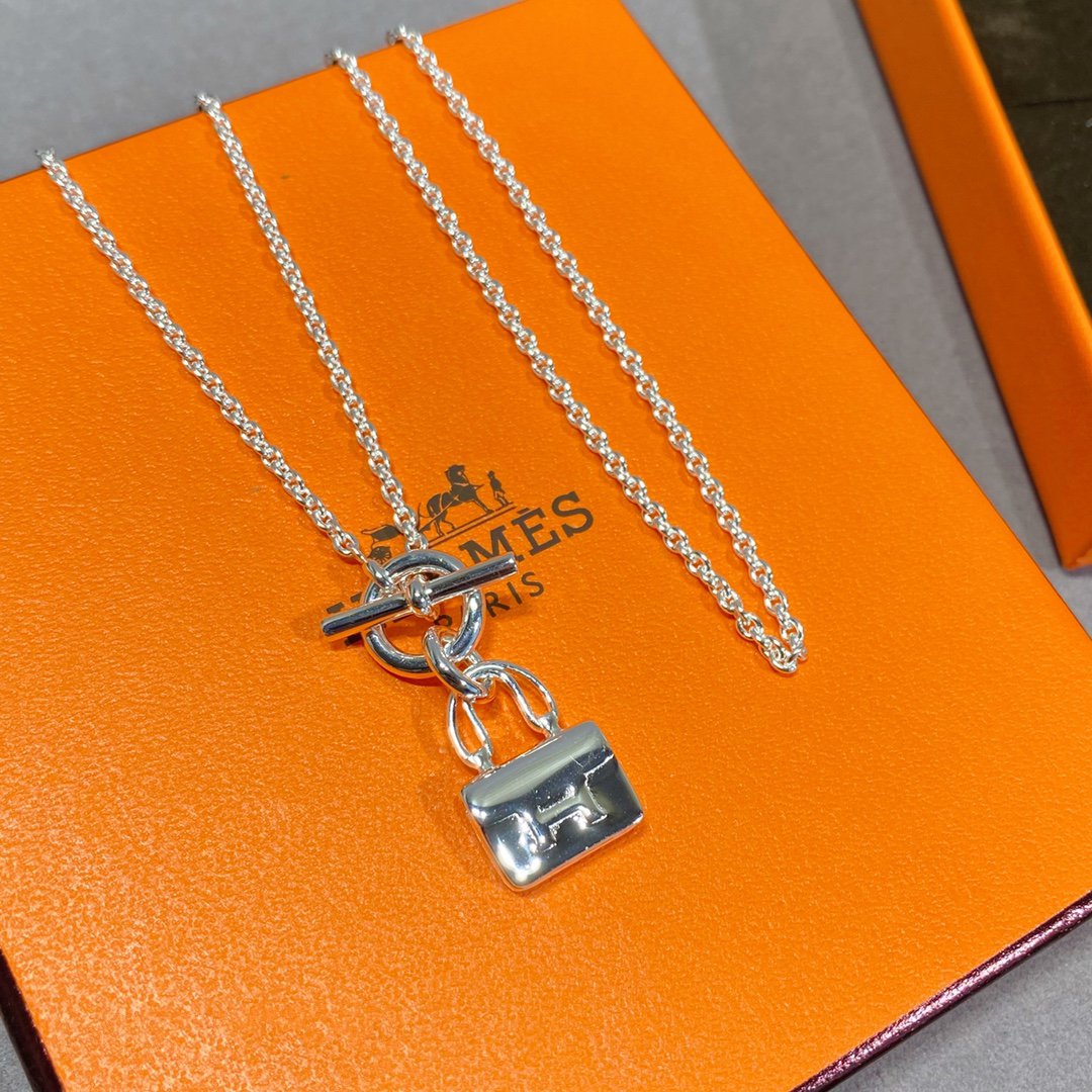 [Plus&Max]CONSTANCE PEDANT SILVER NECKLACE