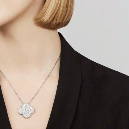 [Plus&Max]CLOVER 25MM LARGE PENDANT DIAMOND PAVED SILVER NECKLACE