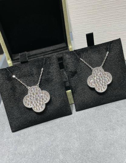 [Plus&Max]CLOVER 25MM LARGE PENDANT DIAMOND PAVED SILVER NECKLACE