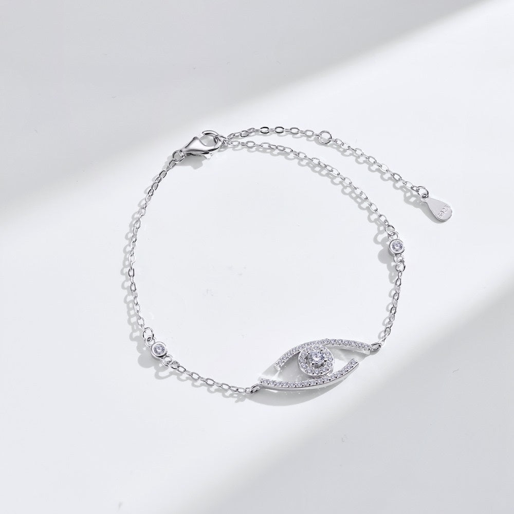 [Plus&Max]Lucky Eye Pave-Set Diamond Bracelet