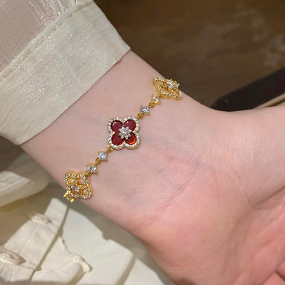 [Plus&Max]CLOVER 5 MOTIF PINK BLUE RED WHITE BRACELET