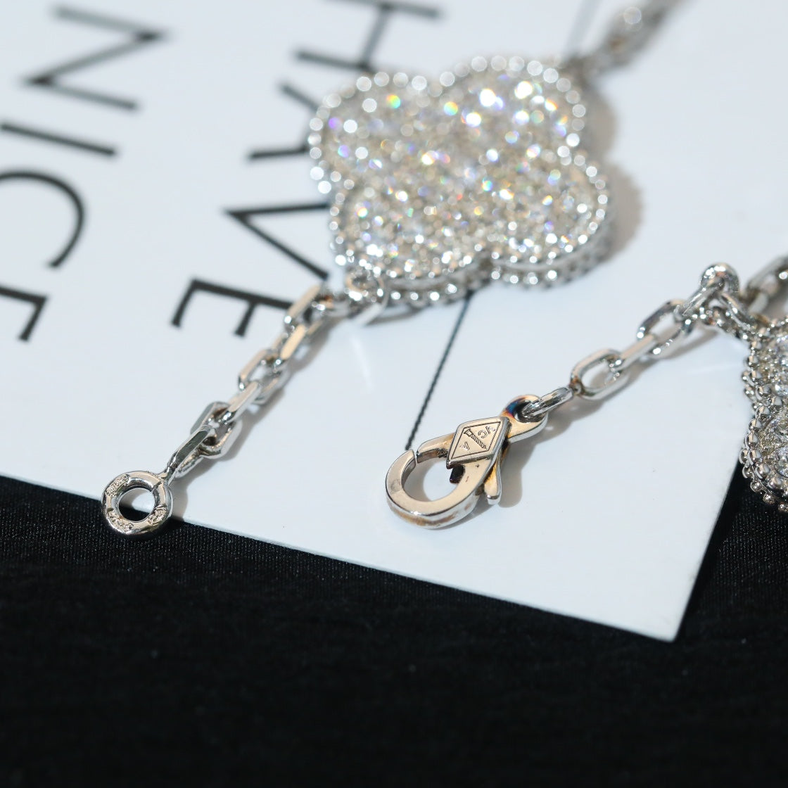 [Plus&Max]CLOVER BRACELET 5 MOTIF SILVER DIAMOND PAVED