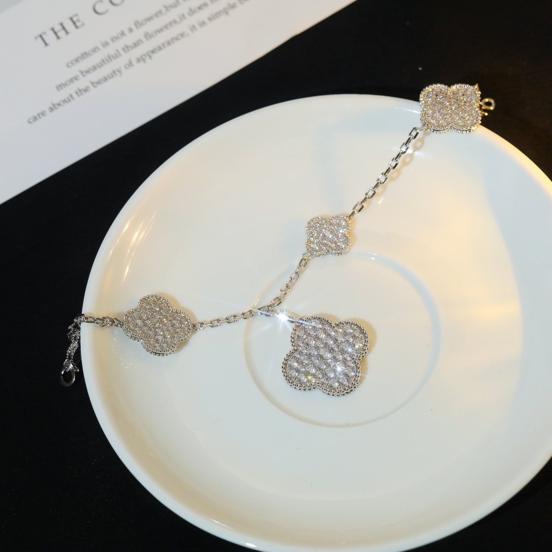 [Plus&Max]CLOVER BRACELET 5 MOTIF SILVER DIAMOND PAVED